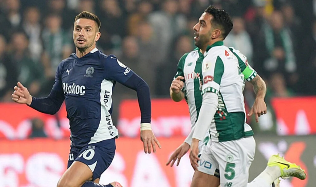 Fenerbahçe Deplasmanda Konyaspor’u 3-2 Yendi