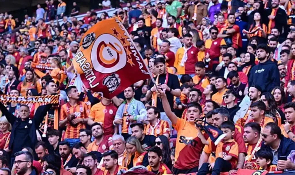Galatasaray, Ukrayna Takımlarına Karşı İlk Zafer Peşinde