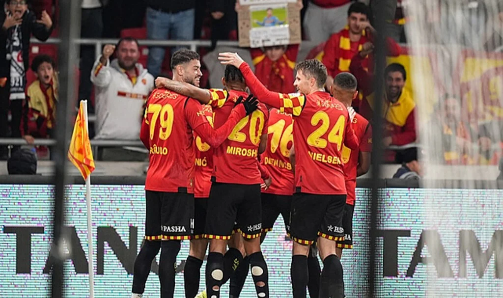 Göztepe, Kasımpaşa Karşısında Şov Yaptı
