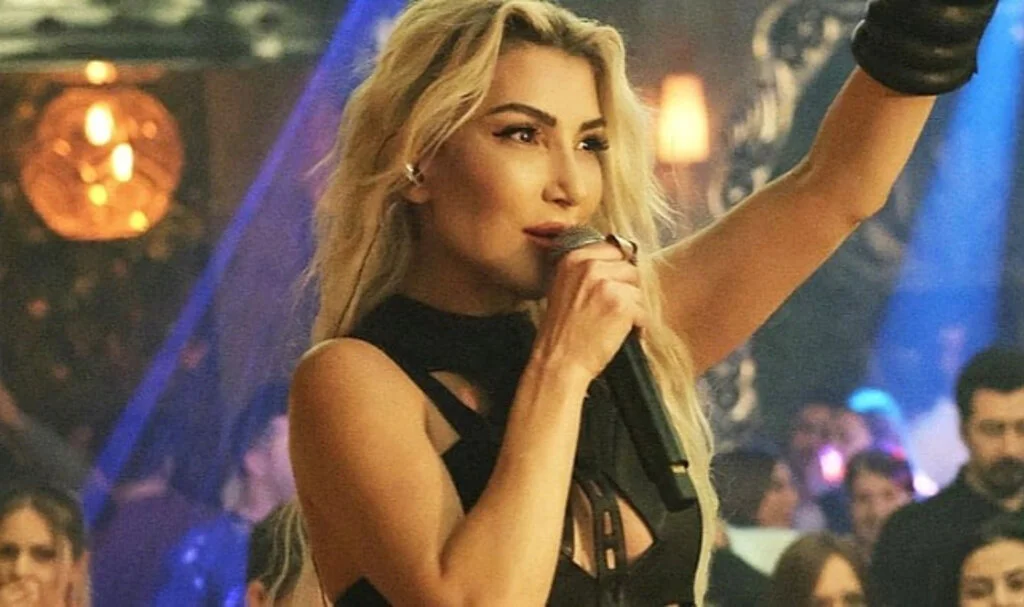 Hande Yener: "5 Yıldır Sevgilim Var"