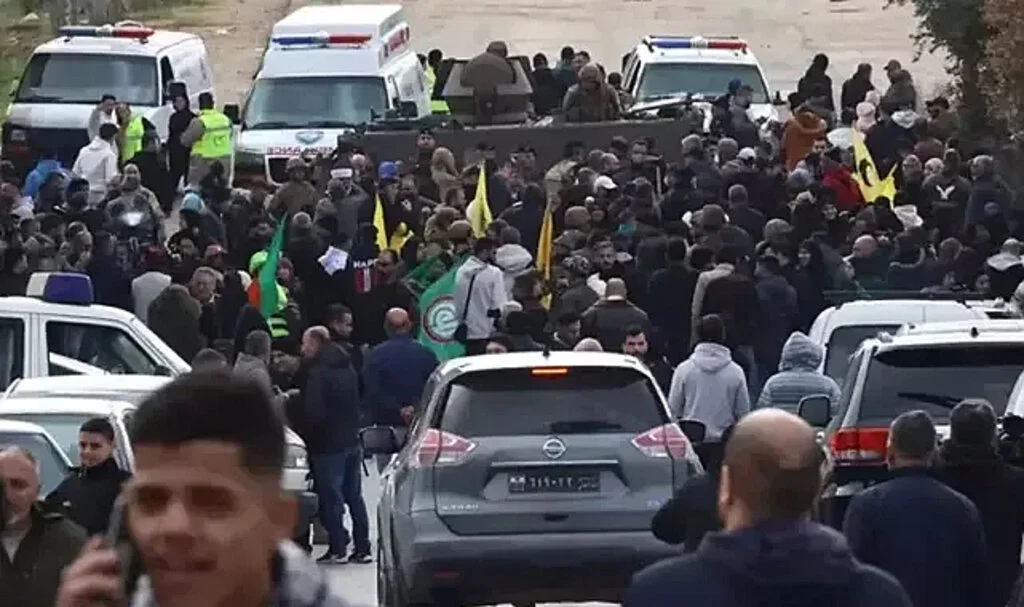İsrail, evlerine dönmek isteyen Lübnanlı vatandaşlara saldırı