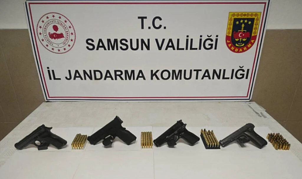 Jandarma Havza’da Kaçak Silah Ele Geçirdi
