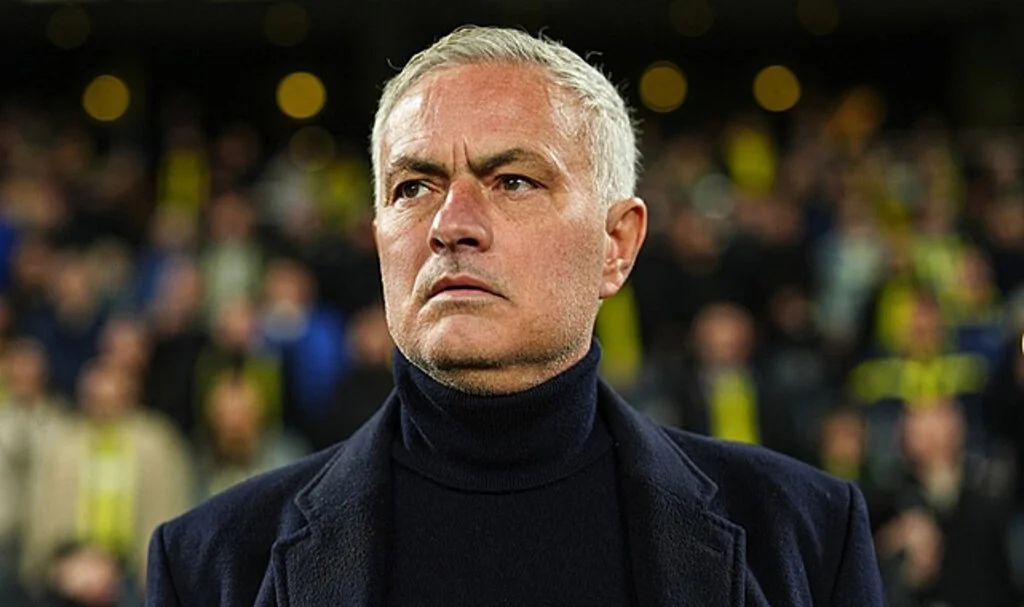 Jose Mourinho: "35 Yıllık Kariyerimde İlk Kez Gördüm"