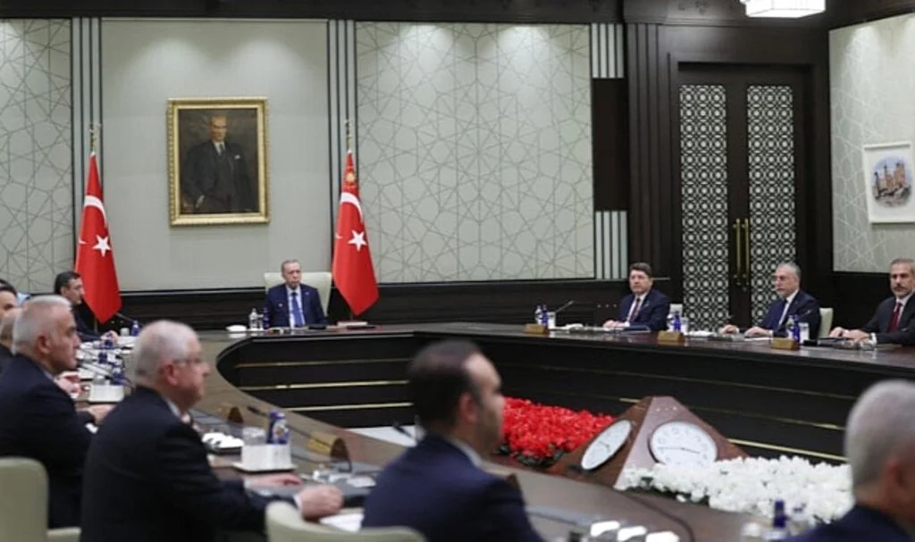 Kabine Bugün Toplanıyor: Gündem Yoğun