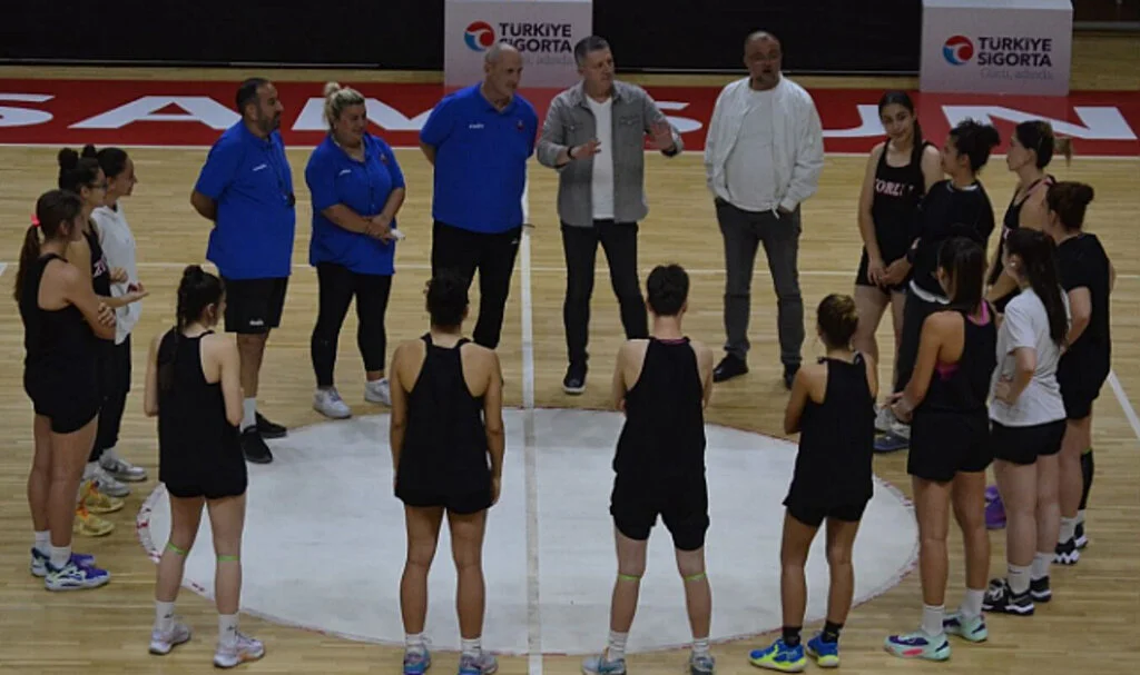 KBBL’de Heyecan Başlıyor: Zorlu Koleji Galibiyet Peşinde