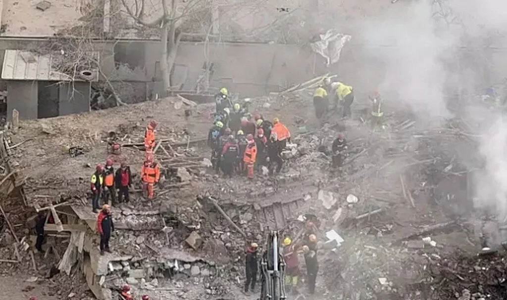 Konya'da Enkazdan Son Cansız Beden Çıkarıldı, Can Kaybı 2'ye Yükseldi