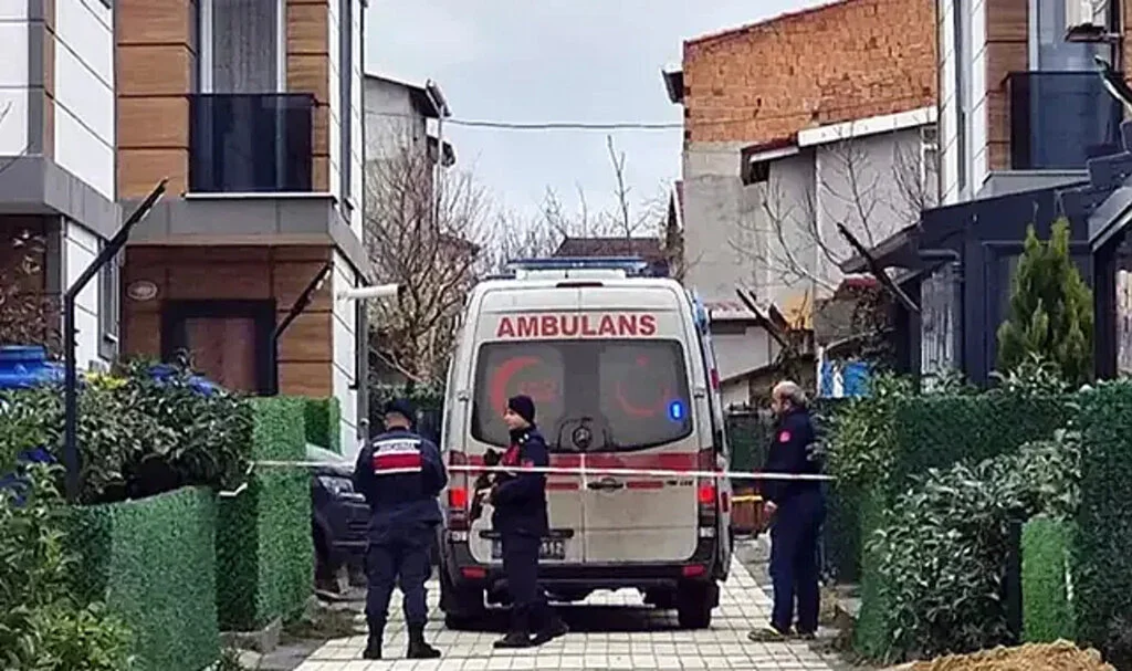 Korkunç olay! Eşi ve çocuğunu öldürüp intihara kalkıştı