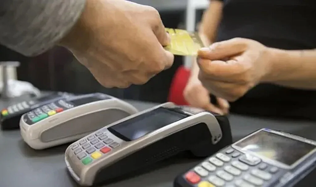 Kredi kartı kullanan herkesi ilgilendiriyor: Ödediğiniz paraları geri alabilirsiniz