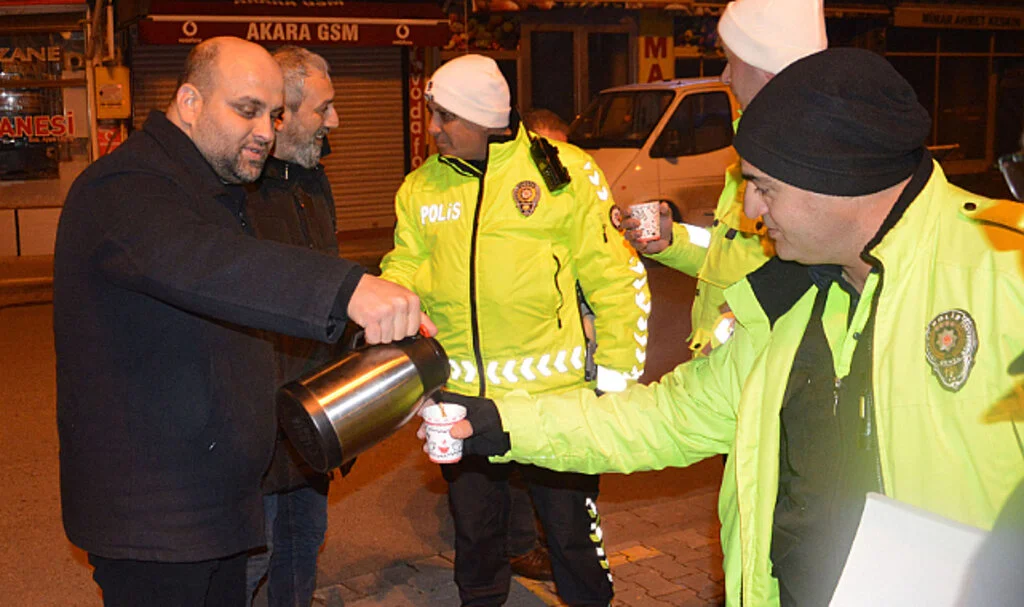 MHP’li Yüksel’den Yılbaşı Mesaisindekilere Ziyaret