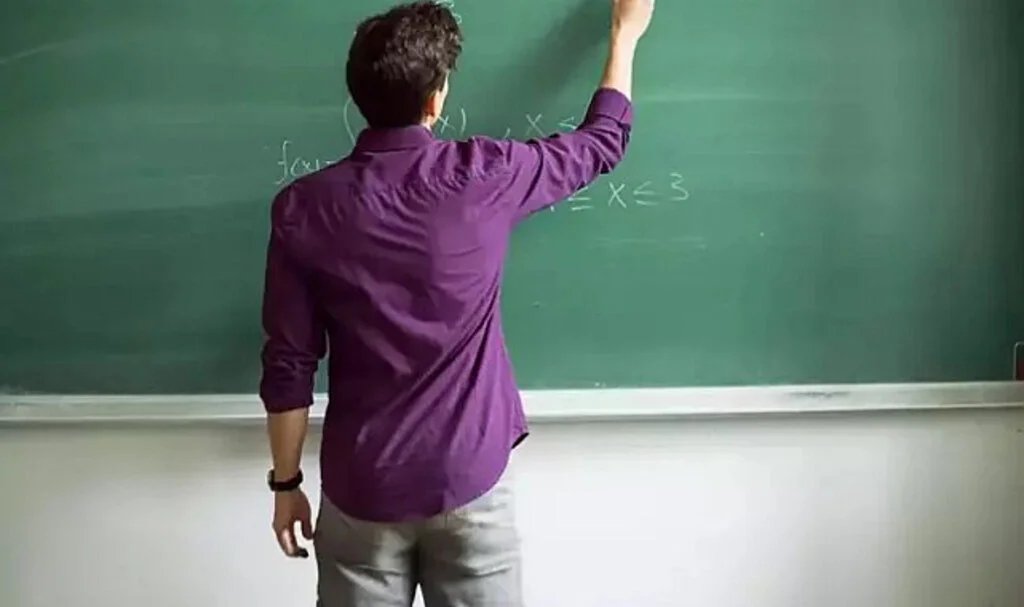 Özel Okul Öğretmenlerine Yeşil Pasaport Geliyor!