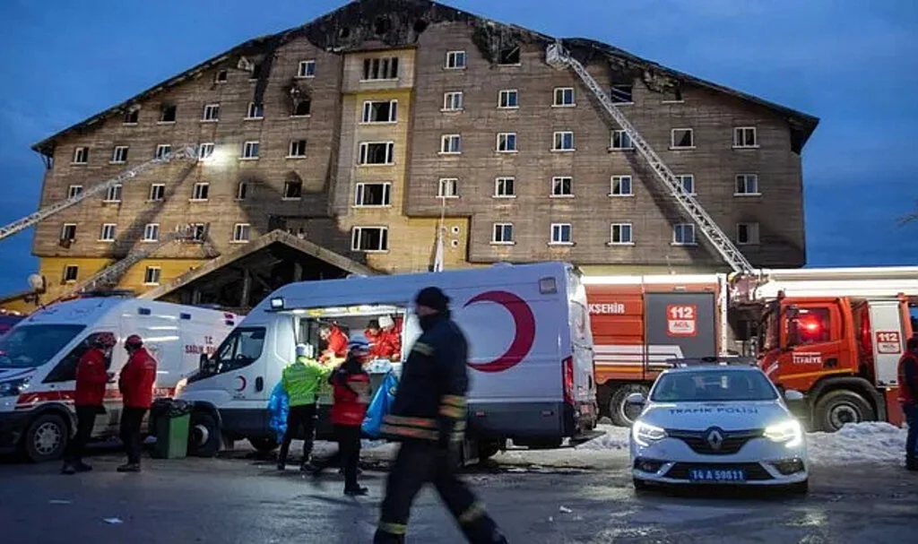 Sağlık Bakanlığı Otel Yangını Yaralıları Hakkında Bilgi Verdi