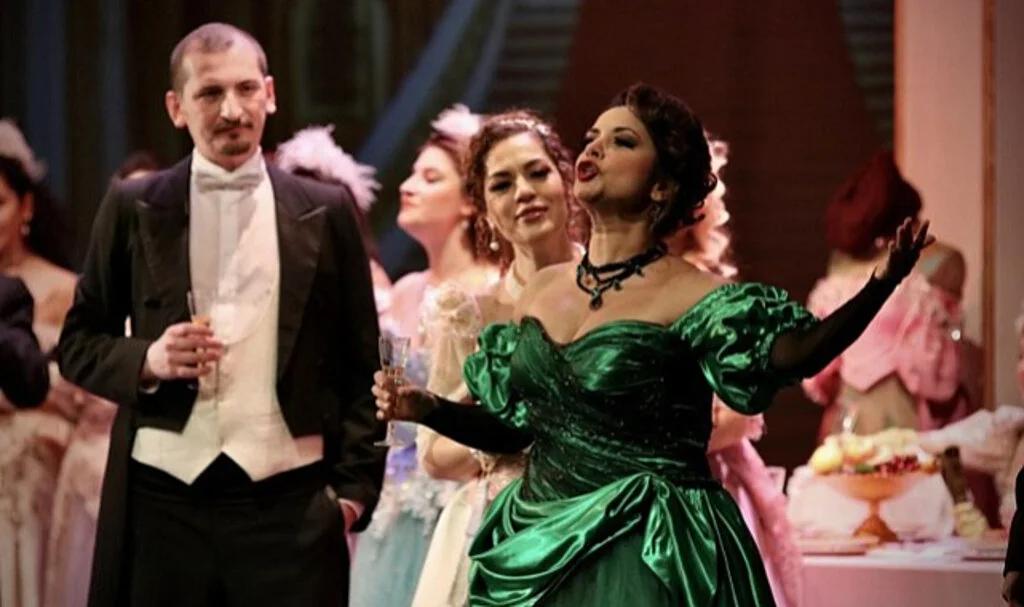 SAMDOB’dan Görkemli Gösteri: "La Traviata" Sahnelendi