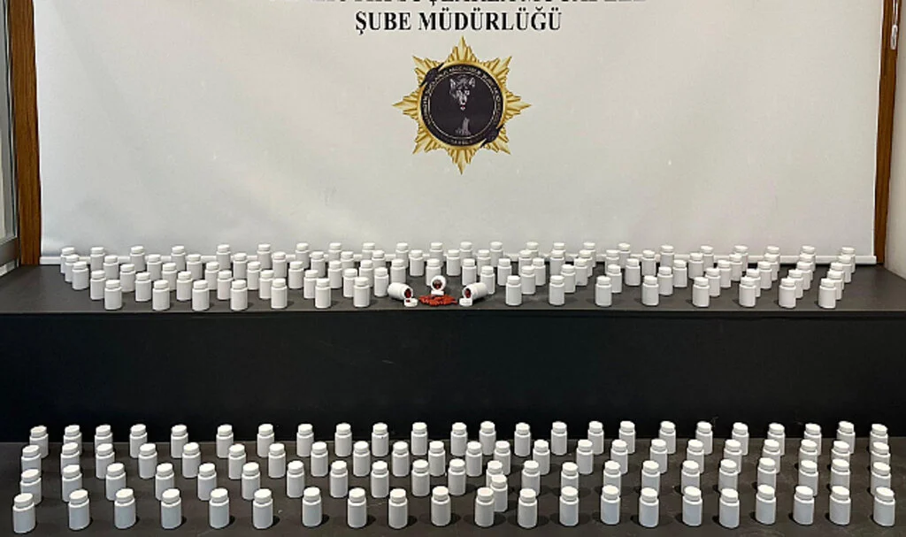 Samsun'da 10 Bin Sentetik Hap Ele Geçirildi!