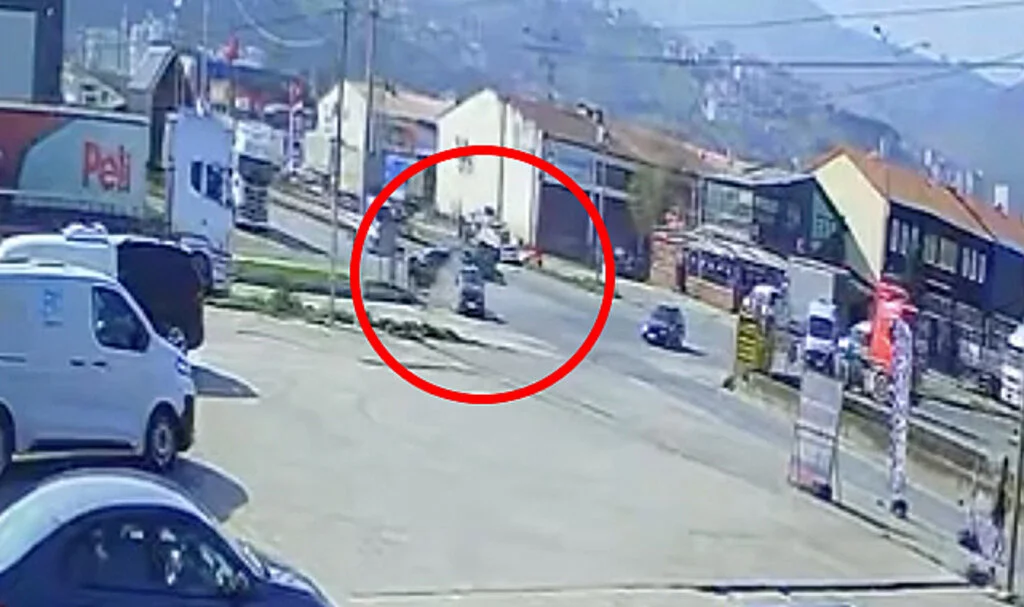 Samsun'da Kavşakta Feci Kaza! 5 Kişi Yaralandı