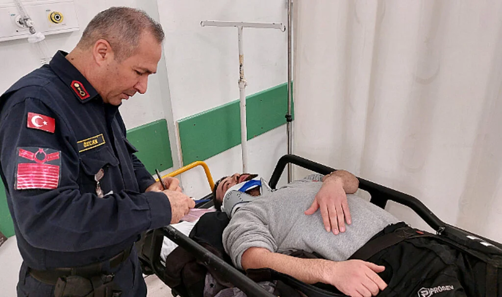 Samsun'da Motosiklet Kazası: Sürücü Hastaneye Kaldırıldı