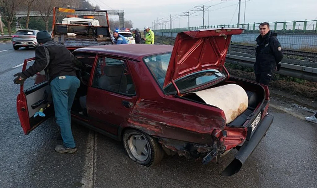 Samsun’da Otomobil Bariyere Çarptı: 1 Yaralı