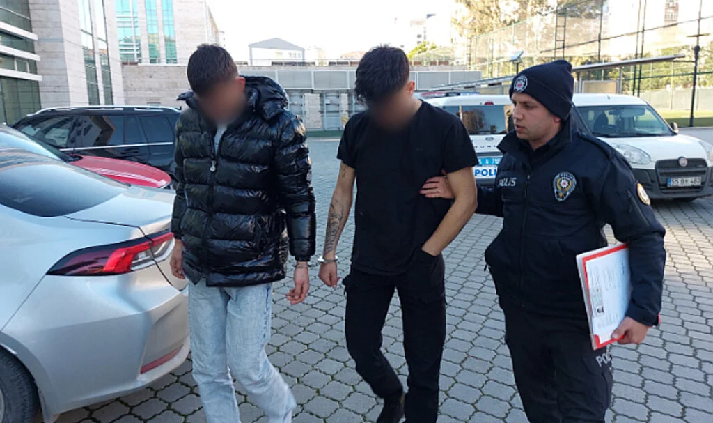 Samsun’da Park Halindeki Motosikleti Çalan 2 Kişi Tutuklandı
