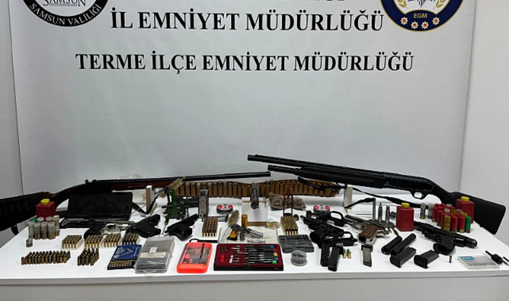 Samsun’da Ruhsatsız Silah Operasyonu: 2 Gözaltı
