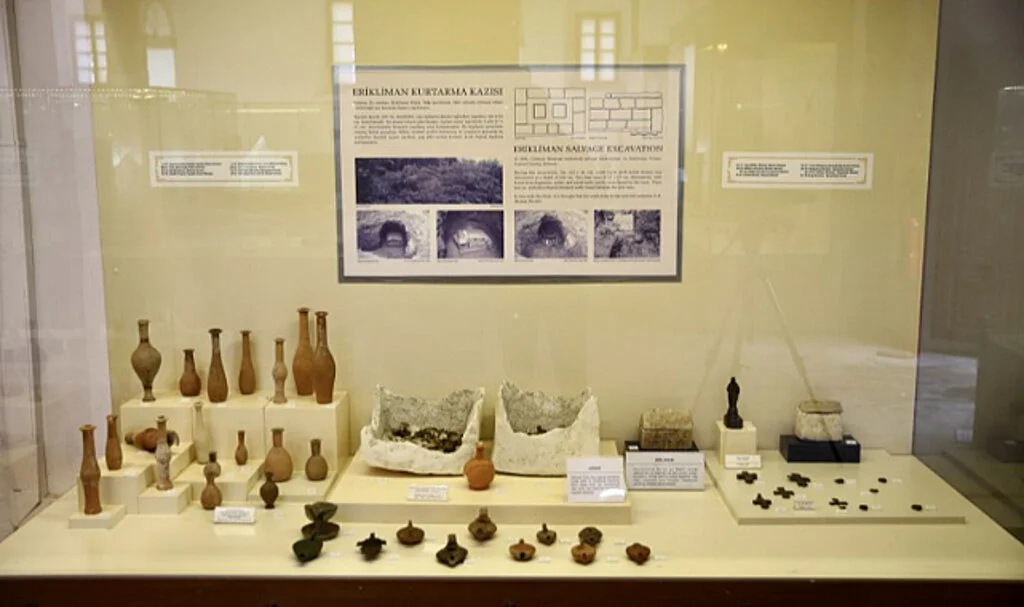 Samsun'dan giden eserler Giresun'da sergileniyor