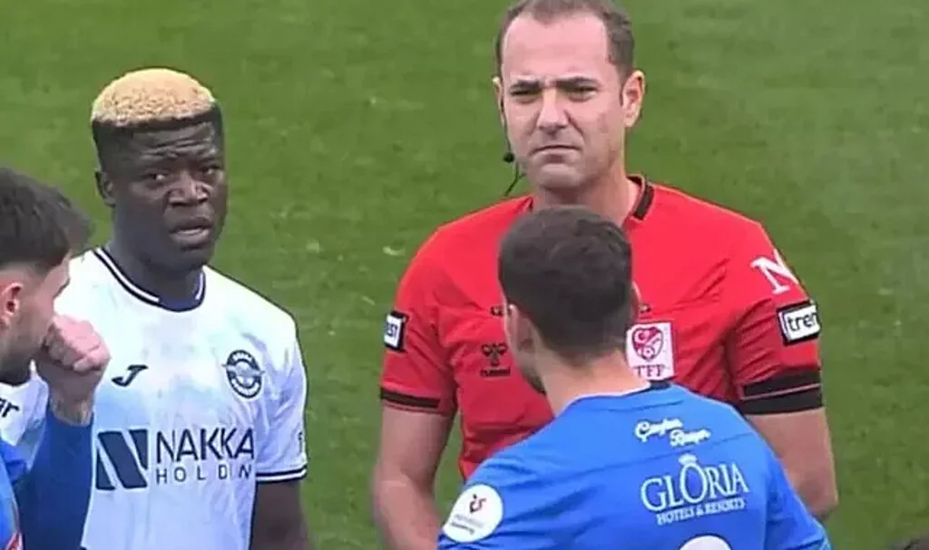 Süper Lig maçında çok ama çok ilginç an! VAR bozuldu