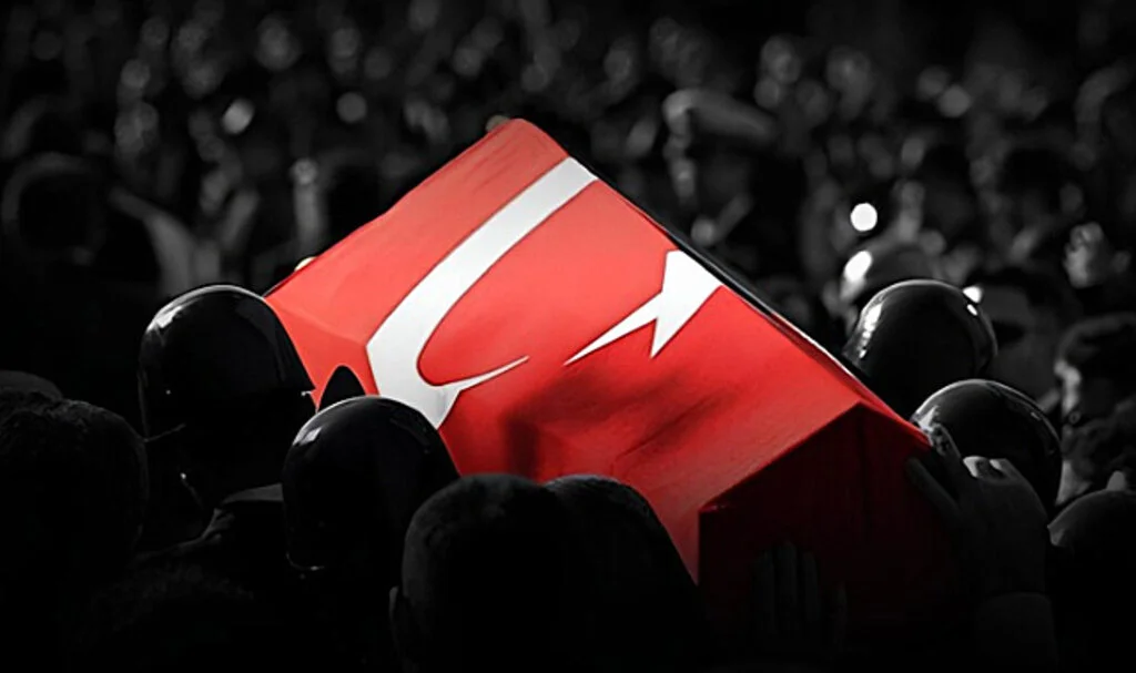 Taciz Ateşi Sonrası Ağır Yaralanan Astsubay Şehit Düştü