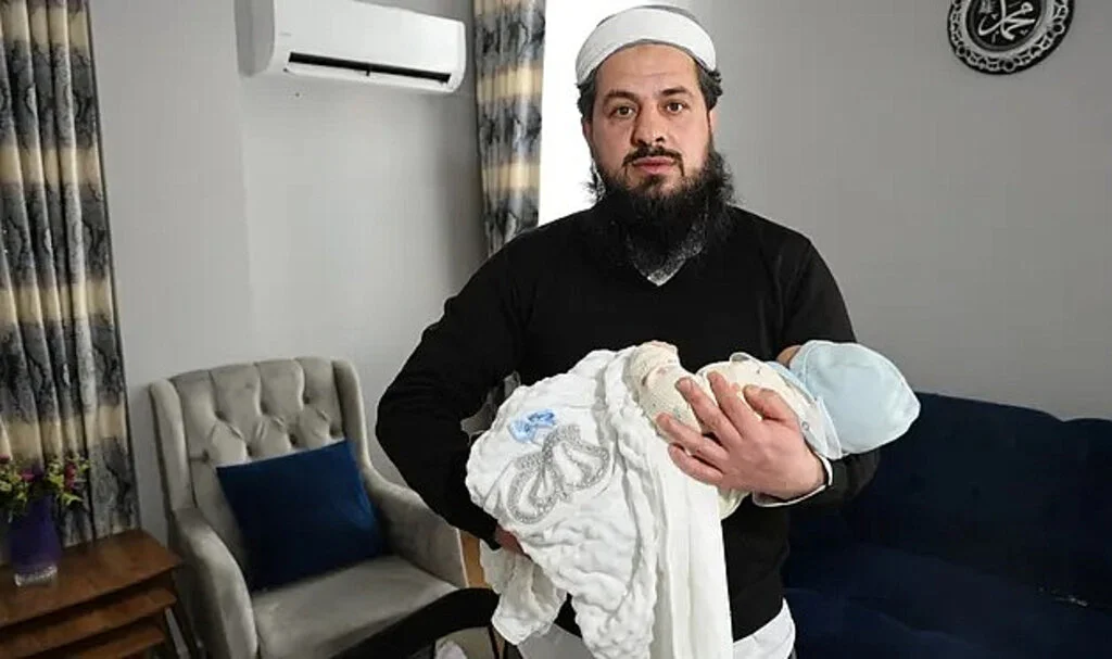 Topuk Kanı Alınmadı, 2.5 Aylık Bebeğe Kayyum Atandı