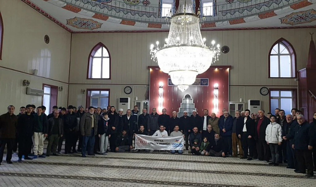Yılın ilk sabah namazında buluştular