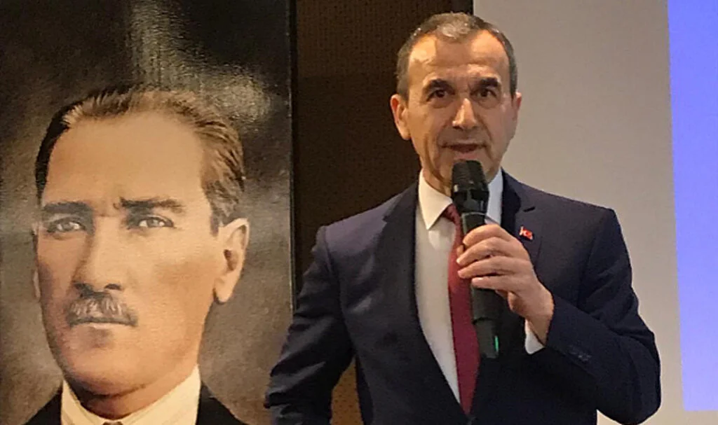 ADD Samsun'un konuğu Tarihçi, yazar ve emekli Tuğgeneral Dr. Naim Babüroğlu