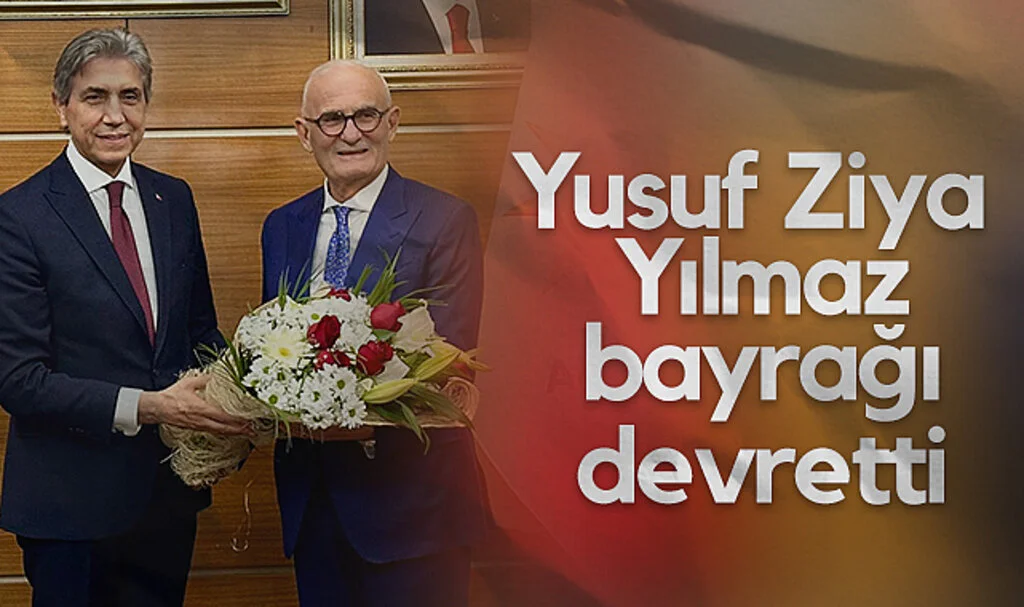 AK Parti Samsun Milletvekili Yusuf Ziya Yılmaz bayrağı devretti