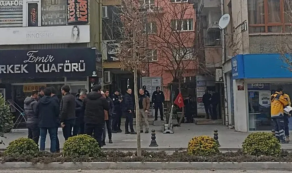 Ankara'da Birleşik Metal İş Sendikası'nda Silahlı Saldırı: 1 Ölü, 1 Yaralı