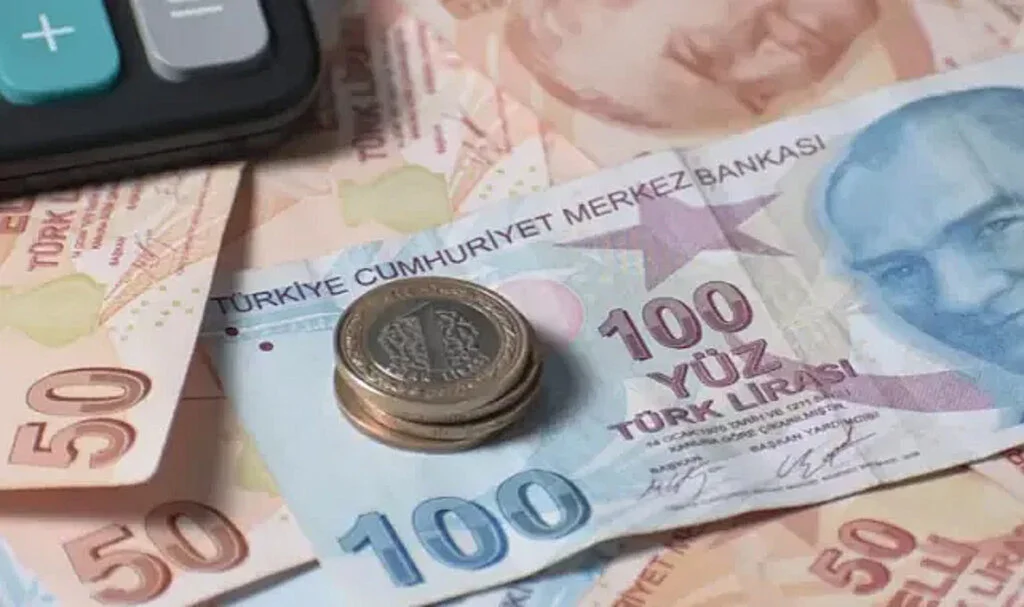 Annelere Erken Emeklilik Müjdesi! 6 Yıl Prim Avantajı