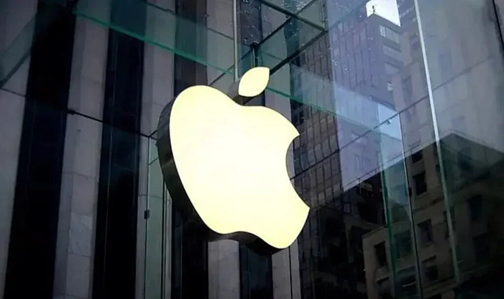 Apple'da Kritik Güvenlik Açığı! iOS 18.3.1 Güncellemesi Şart