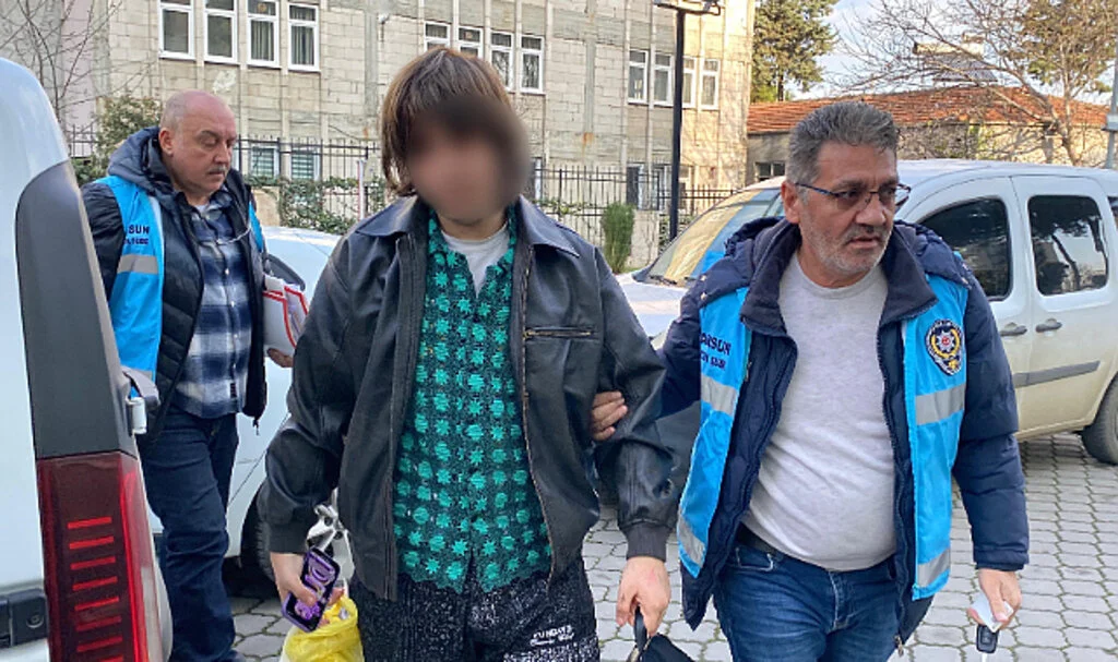AVM Hırsızlarına Suçüstü! İki Şüpheli Gözaltına Alındı
