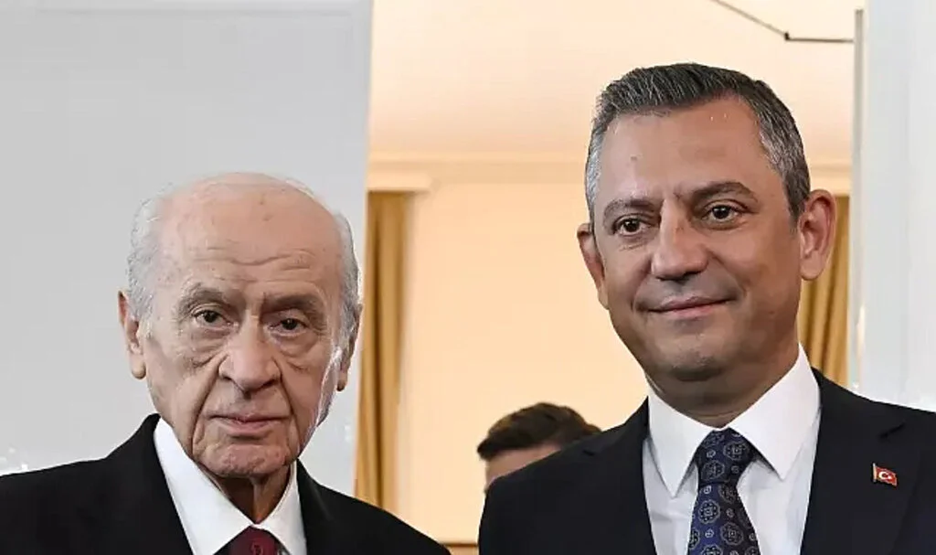 Bahçeli ile Özel telefonda görüştü! Geçmiş olsun dilekleri için teşekkür etti