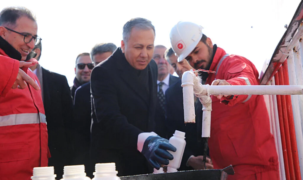 Bakan Yerlikaya: "Gabar’da Günlük 75 Bin Varil Petrol Üretimine Ulaşıldı"