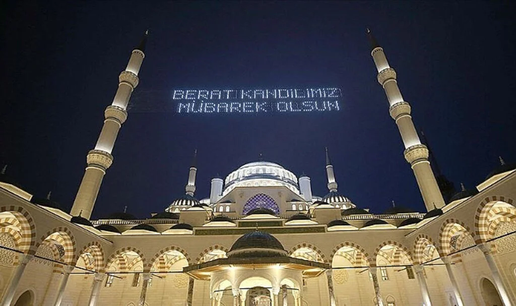 Berat Kandili, Ramazan Ayının Müjdecisi Olarak İdrak Ediliyor