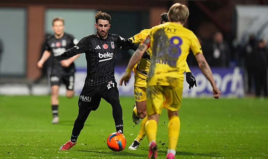 Beşiktaş Geriye Düştü, Kazandı! Eyüpspor’u 3-1 Mağlup Etti