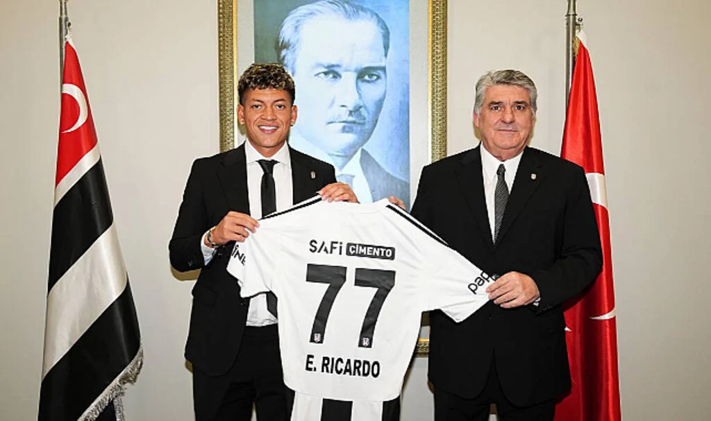 Beşiktaş'tan bir transfer daha! 20 yaşındaki Elan Ricardo imzaladı