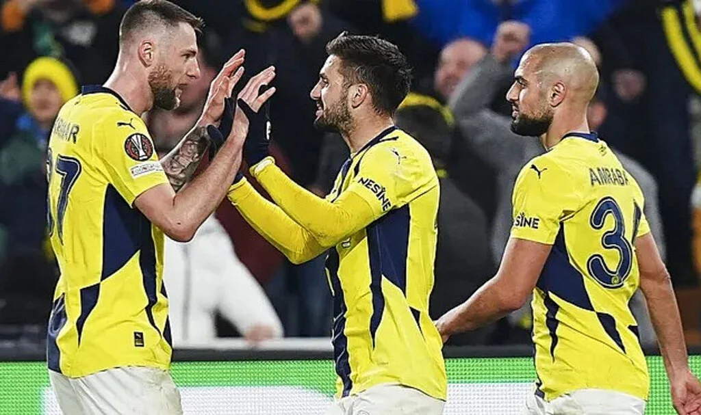Fenerbahçe, Kasımpaşa Maçına 6 Eksik ve 2 Sarı Kart Sınırında