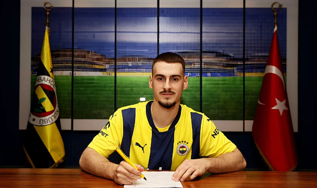 Fenerbahçe, Ognjen Mimovic’i Kadrosuna Kattı!
