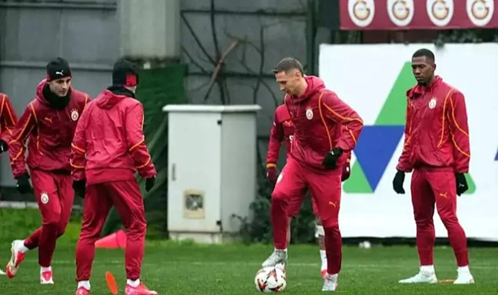 Galatasaray, AZ Alkmaar Maçı İçin Hazırlıklara Başladı!