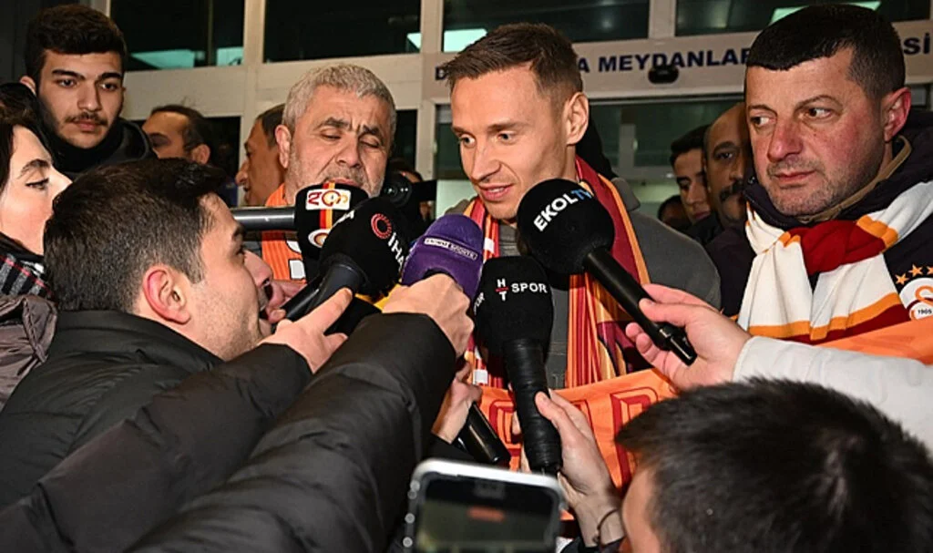 Galatasaray’ın Yeni Transferi Frankowski İstanbul’a Geldi!