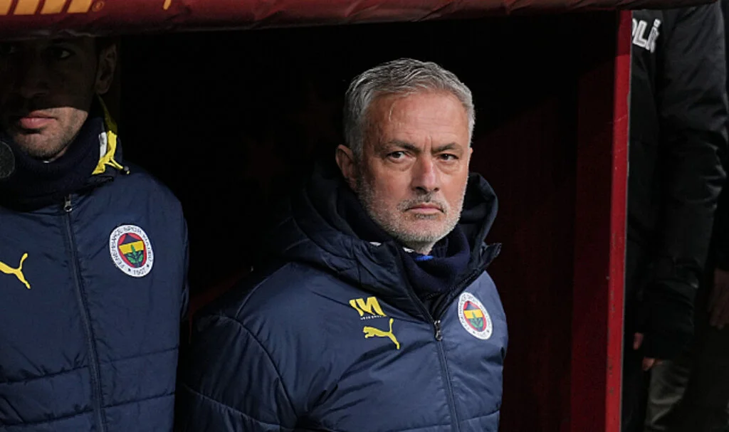 Jose Mourinho, Süper Lig’de Derbi Galibiyeti Alamadı