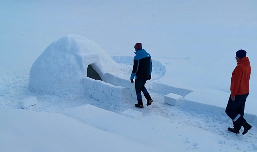 Ladik'te Eskimo Evi Kuruldu: Doğa Tutkunları Eğlenceli Bir Deneyim Yaşadı