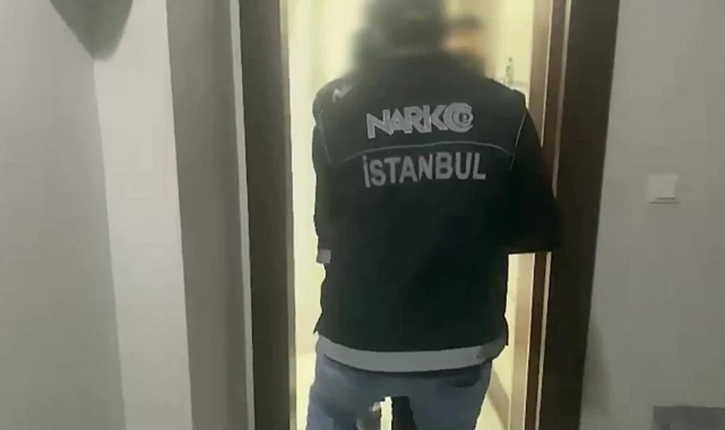 Narkokapan-12 Operasyonu: Beş Tacir Yakalandı