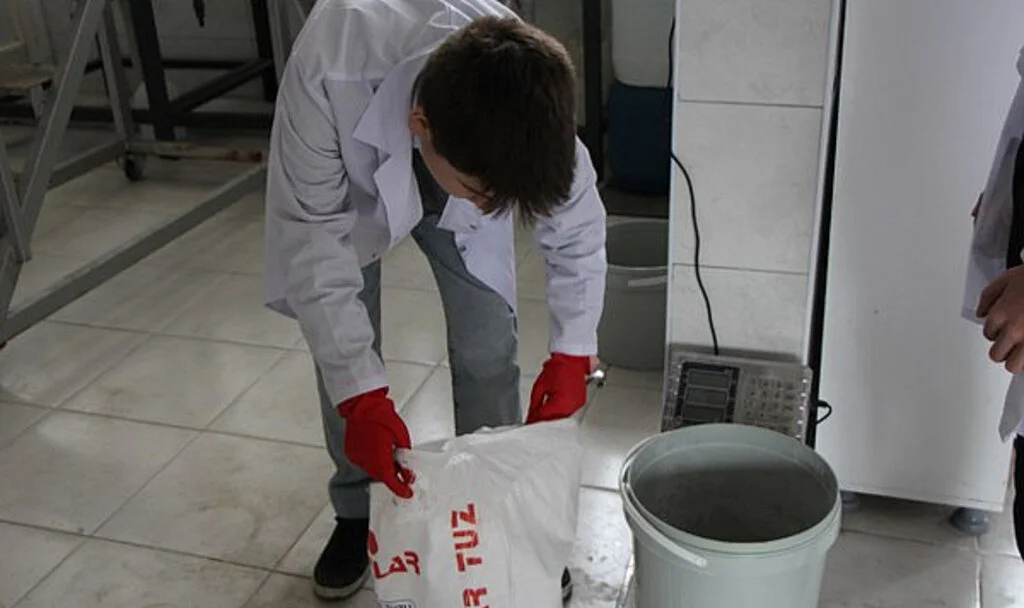 Öğrenciler Üretiyor Tüm İlçeye Dağılıyor