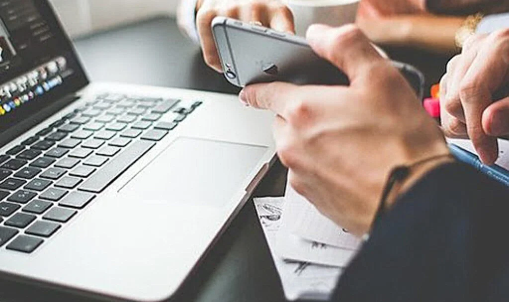 Online Hukuki Danışmanlık Hizmetleri: Modern Yaşamın Hukuk Çözümü