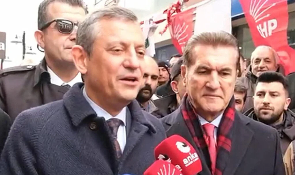 Özgür Özel'den İmamoğlu'nun Diploması Hakkında Açıklama