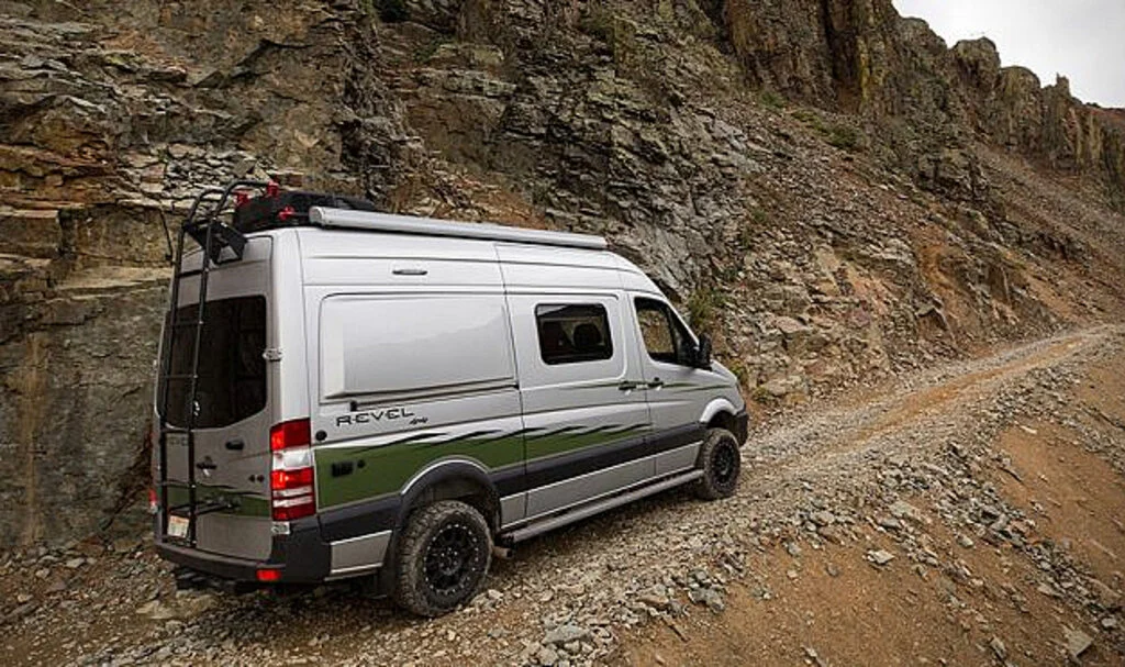 Özgürlüğü Yollarda Yaşayın: Mercedes Karavan