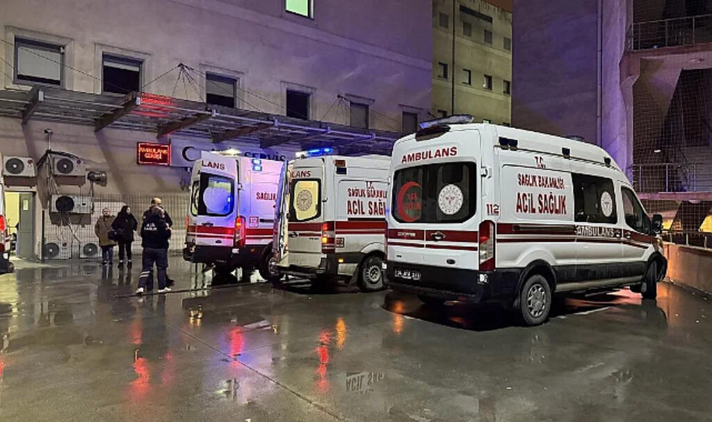 Polis Memuru Eski Kayınpederini Öldürdü, Bacanağını Yaraladı
